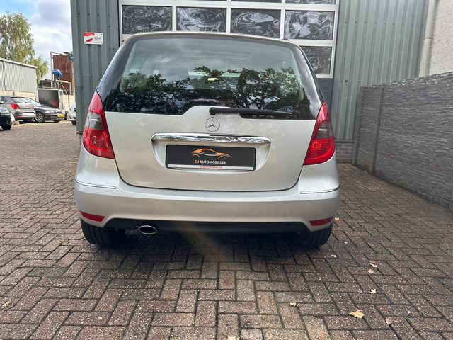 Foto 2 van Mercedes-Benz A-klasse 160 BlueEFFICIENCY Avantgarde