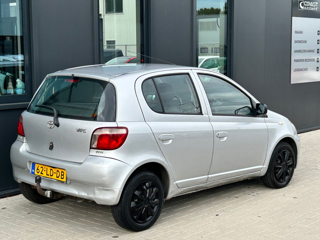 Foto 4 van Toyota Yaris 1.3 VVT-i Luna | 5-drs | Airco | Dealer onderhouden.