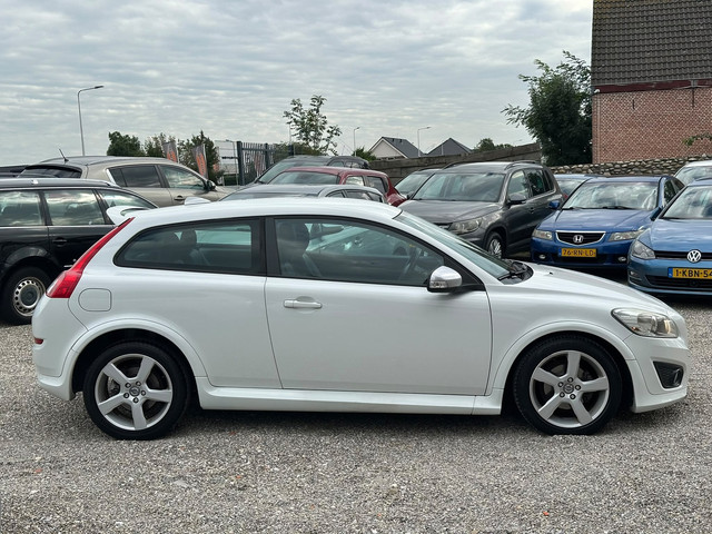 Foto 5 van Volvo C30 1.6 R-Edition Dealer Onderhouden Zeer Nette Auto Airco Cruise PDC LMV