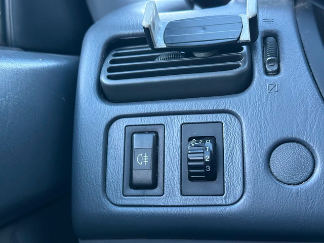 Foto 2 van Toyota Starlet 1.3-16V XLi GTSi Automaat Dakraam Zeer Nette Auto Rijdt Top
