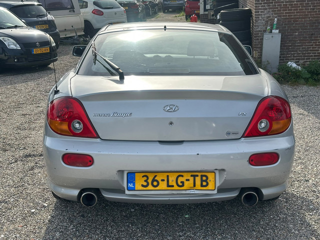 Foto 9 van Hyundai Coupé 2.0i FX Airco Nette Auto Rijdt Top Goed Onderhouden