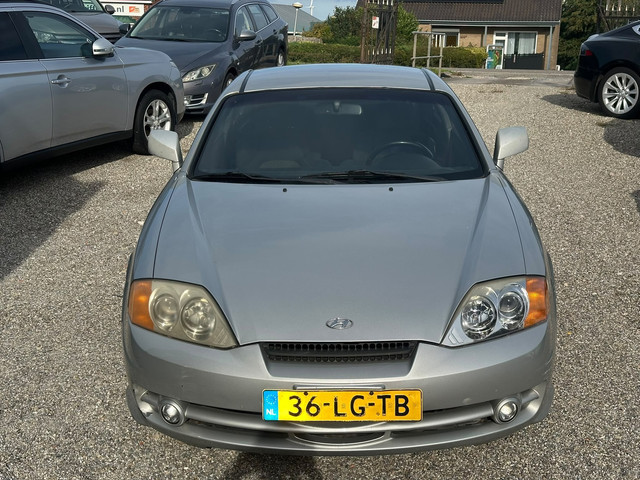 Foto 5 van Hyundai Coupé 2.0i FX Airco Nette Auto Rijdt Top Goed Onderhouden