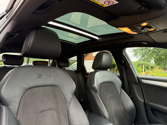 Foto 10 van Audi A4 Avant 3.0 TDI quattro Pro Line S Automaat | PanoDak | PDC | Stoel VW | 19''LM