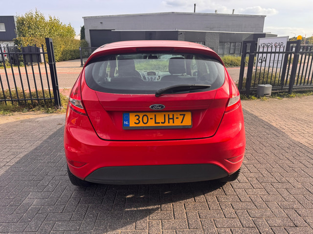 Foto 4 van Ford Fiesta 1.25 Limited AIRCO APK APRIL 2027