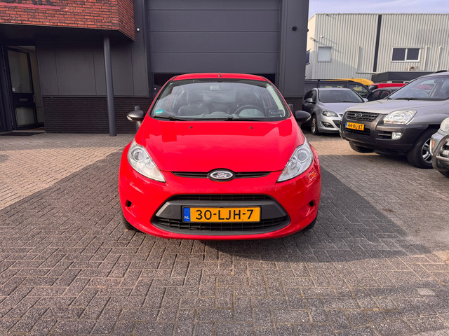 Foto 8 van Ford Fiesta 1.25 Limited AIRCO APK APRIL 2027