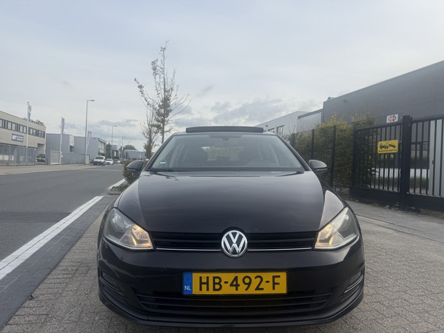 Foto 10 van Volkswagen Golf 1.6 TDI PANORAMA CLIMA NAVI BT 2015
