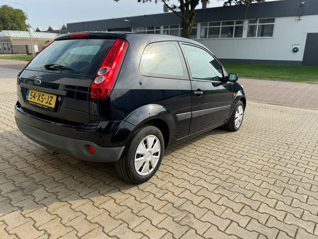 Foto 8 van Ford Fiesta 1.3-8V Cool & Sound Topstaat Airco Elek Ramen Dealer Onderhouden