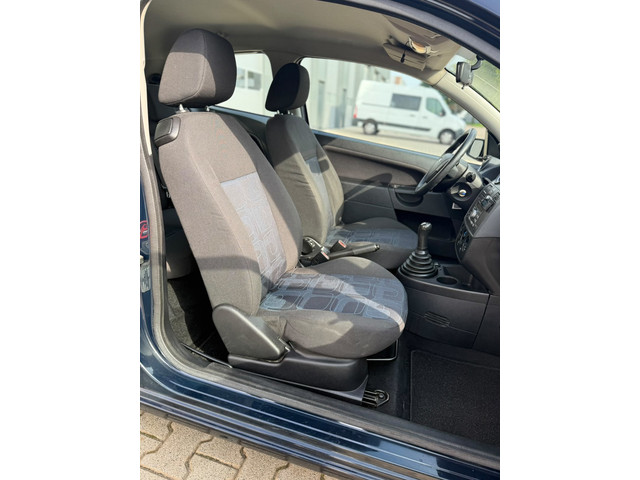 Foto 2 van Ford Fiesta 1.3-8V Cool & Sound Topstaat Airco Elek Ramen Dealer Onderhouden
