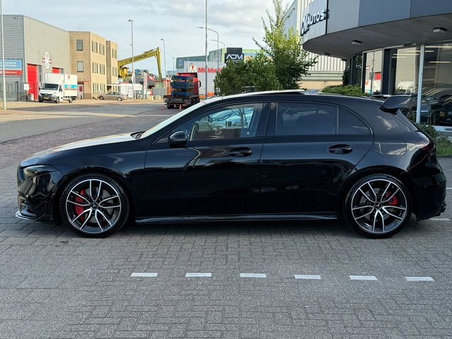 Foto 9 van Mercedes-Benz A-klasse AMG 35 4MATIC Edition 1