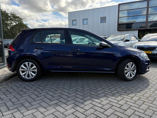 Foto 4 van Volkswagen Golf 1.0 TSI Comfortline | Navi | Airco | Cruise | PDC | Dealer Onderhouden | ORG NL |