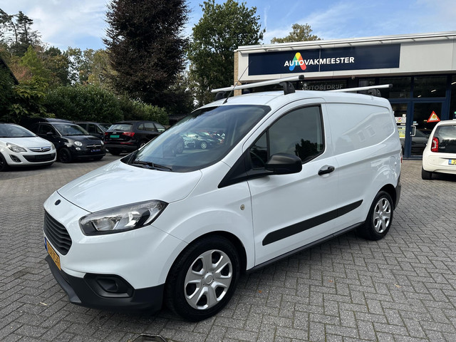 Foto 10 van Ford Transit Courier 1.0 EcoBoost 100PK Trend NweDistributie|Navi|CarPlay|Nieuwstaat!!