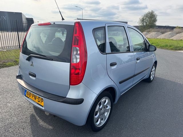 Foto 5 van Mitsubishi Colt 1.1 Inform|Apk 9-2027|Bj 2004|5 drs|Nette auto