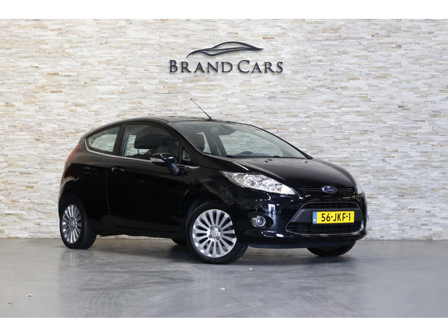 Ford Fiesta 1.4 Titanium | Airco | Trekhaak | PDC | NAP | NL AUTO |