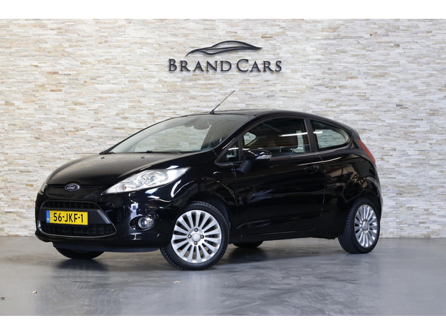 Foto 5 van Ford Fiesta 1.4 Titanium | Airco | Trekhaak | PDC | NAP | NL AUTO |
