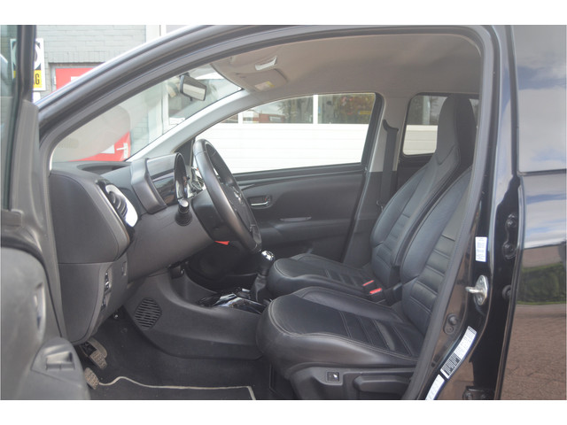 Foto 3 van Toyota Aygo 1.0 VVT-i x Leder, Camera, 12 mnd. gar.