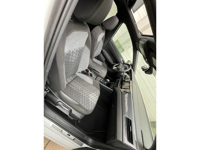 Foto 3 van Volkswagen Polo 1.0 TSI 3 X R-Line aut/pano/carplay/keyless/navi/acc/camera/front assist/xenon/led