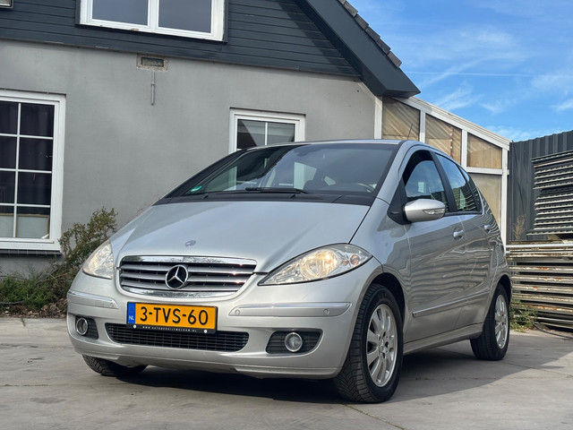 Foto 5 van Mercedes-Benz A-klasse 170 Classic | Automaat | Airco | El. Ramen | Trekhaak | Parkeersensoren | Ond