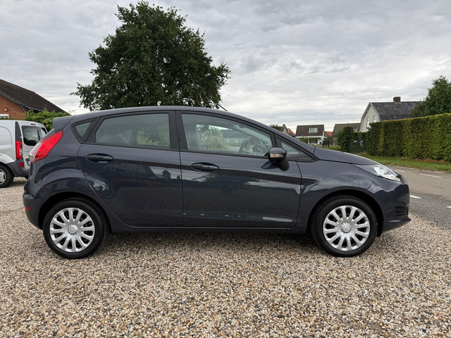 Foto 6 van Ford Fiesta 1.0 Style 1e Eigenaar | D.riem V.V. |Dealer Onderhouden | Navi | A.S. Banden