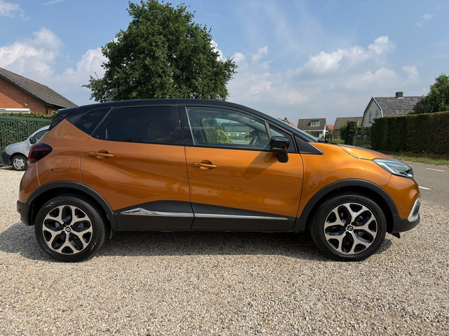 Foto 6 van Renault Captur 1.2 TCe Initiale Paris Camera | Navi | Leer | Stoel VW | Pano | Trekhaak