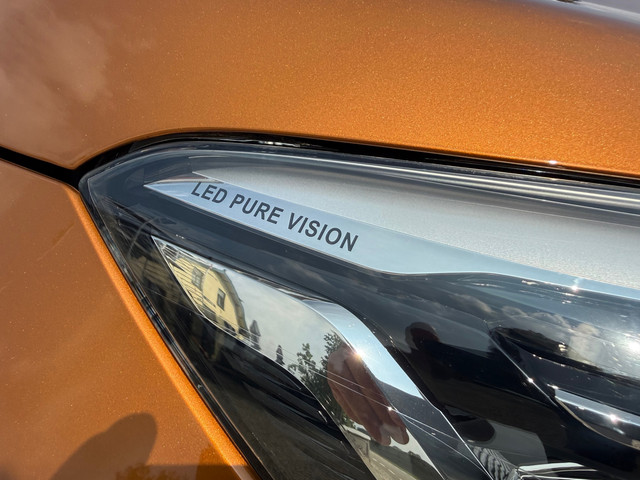 Foto 7 van Renault Captur 1.2 TCe Initiale Paris Camera | Navi | Leer | Stoel VW | Pano | Trekhaak