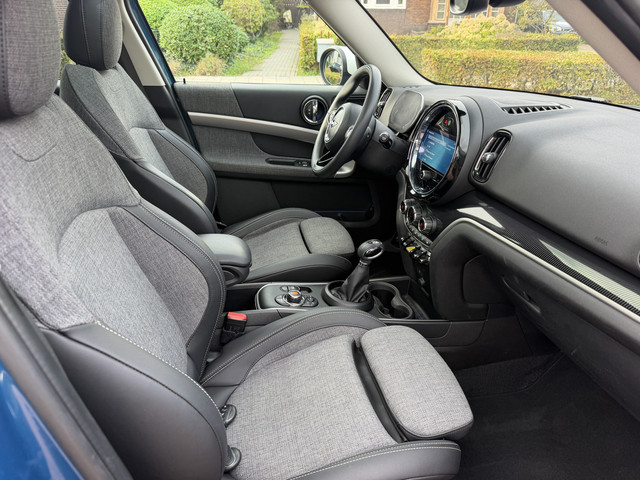 Foto 3 van MINI Countryman Cooper SE ALL4 Pepper (bj 2020, automaat)