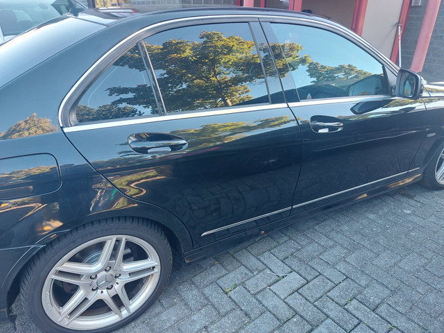 Foto 4 van Mercedes-Benz C-klasse 180 K Avantgarde / Auto goed werkt en goed rijdt