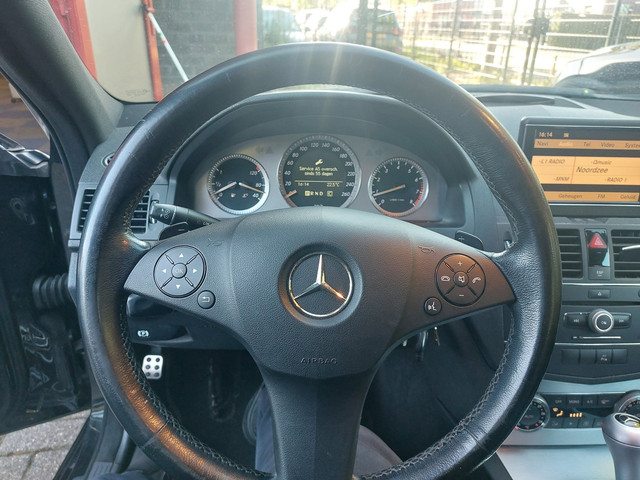 Foto 9 van Mercedes-Benz C-klasse 180 K Avantgarde / Auto goed werkt en goed rijdt