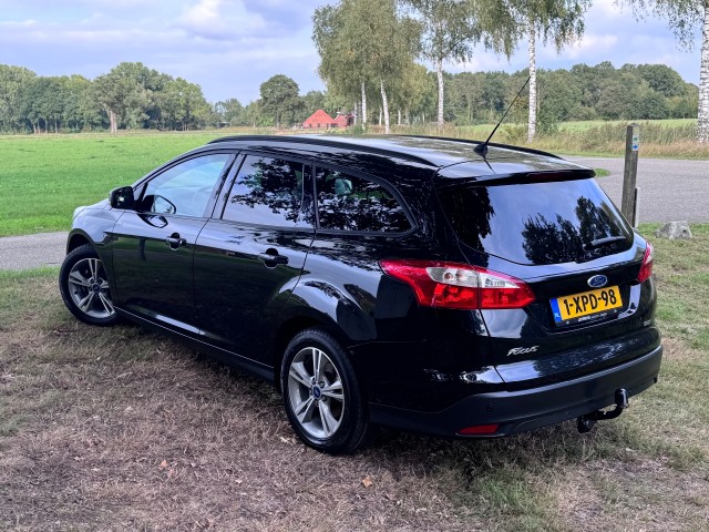 Foto 8 van FORD FOCUS 1.0 EcoBoost / TITANIUM / TREKHAAK / CRUISE / RIJKLAAR