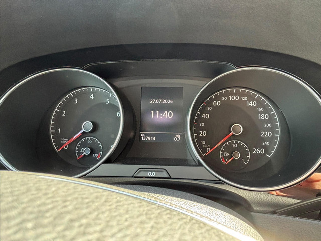 Foto 2 van Volkswagen Golf Sportsvan 1.4 TSI Highline Zeer nette auto|rijklaarprijs