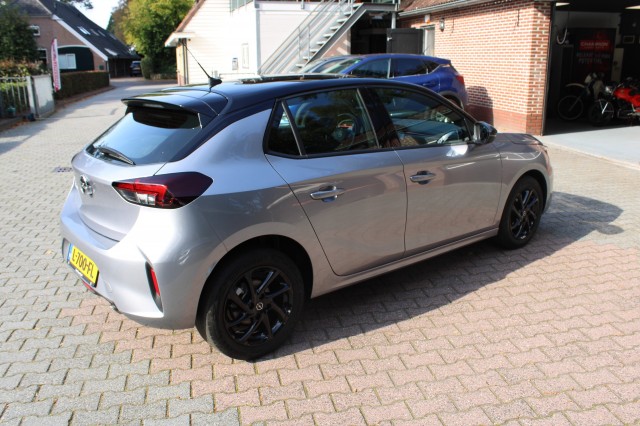 Foto 6 van OPEL CORSA 1.2 GS LINE 102PK Two Tone - Navi Sportstoelen Airco Cruise