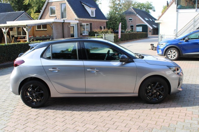 Foto 5 van OPEL CORSA 1.2 GS LINE 102PK Two Tone - Navi Sportstoelen Airco Cruise