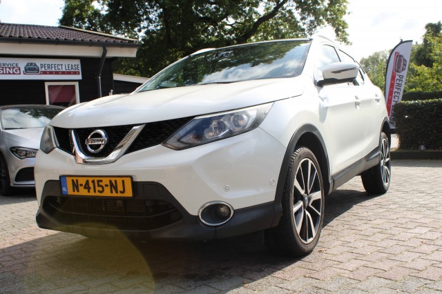 Foto 3 van NISSAN QASHQAI 1.2 TEKNA Automaat - Leer Navi 360 Camera keyless