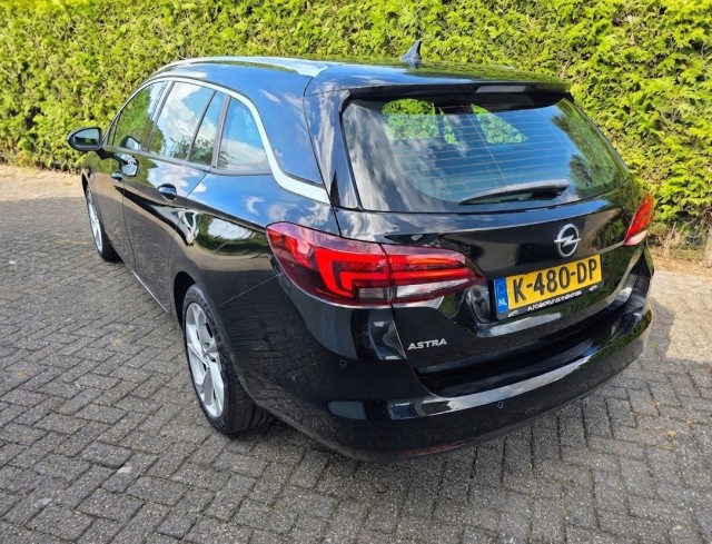 Foto 5 van OPEL ASTRA 1.2 Elegance, BTW auto, auto 1 eigenaar
