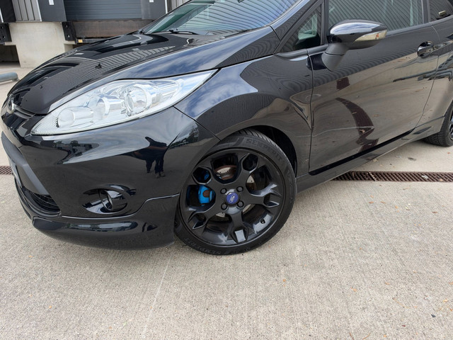 Foto 3 van Ford Fiesta 1.6 Metal, Volleder, Cruise control, Sony