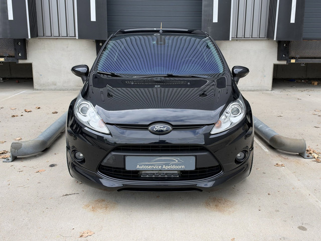 Foto 4 van Ford Fiesta 1.6 Metal, Volleder, Cruise control, Sony