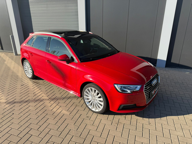 Foto 5 van Audi A3 Sportback 1.4 e-tron Sport Pro Line plus|PANO|LED||LEDER|