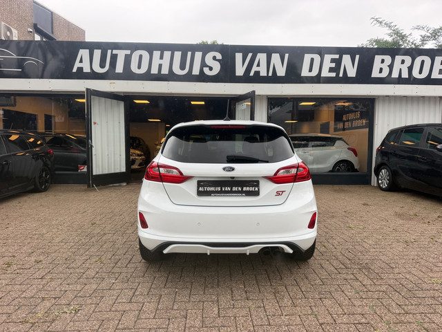 Foto 7 van Ford FIESTA 1.5 EcoBoost ST-3|Camera|LED|B&O|Navi|Carplay AndroidAuto|Sportstoelen|18"lichtmetaal