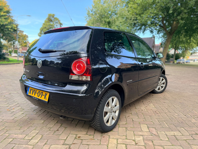 Foto 5 van Volkswagen Polo 1.2 United | Luxe| Nw. APK | 1e Eigenaar | Lage KM!