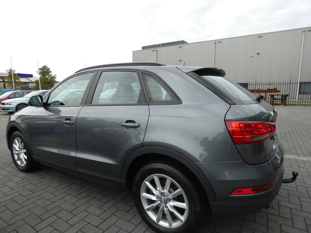 Foto 3 van Audi Q3 1.4 TFSI CoD Pro Line Airco|Elek. pakket|LV|Trekhaak