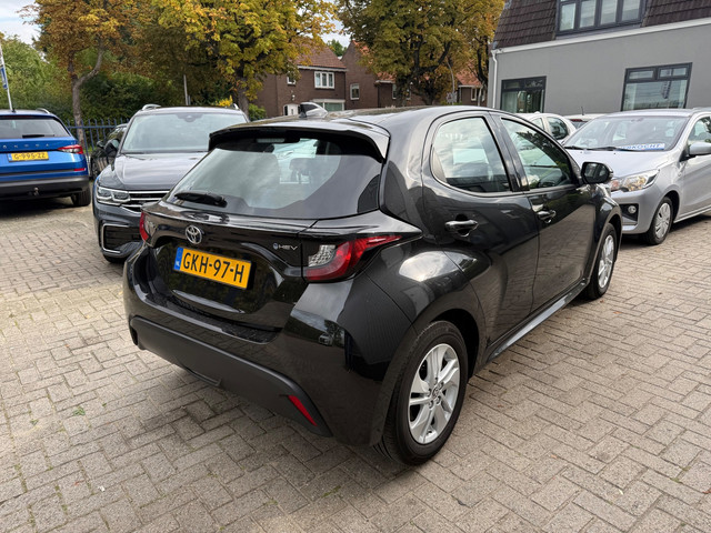 Foto 3 van Toyota Yaris 1.5 Hybrid 115 Active / 6X TOYOTA YARIS OP VOORRAAD / 1E EIGENAAR / APPLE CARPLAY / CAM