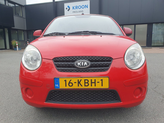 Foto 2 van Kia Picanto 1.0 X-pect