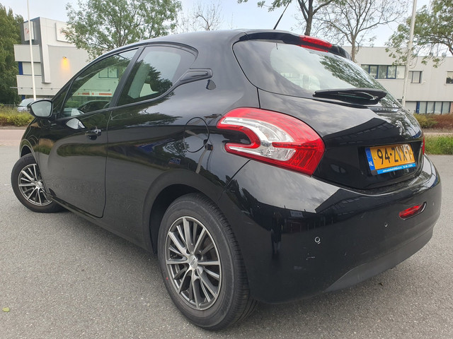 Foto 4 van Peugeot 208 1.2 VTi Envy