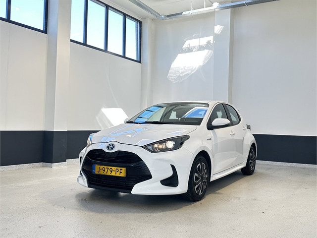 Foto 10 van Toyota Yaris 1.5 Hybrid Active | Camera | Carplay/ Android Auto| NL | 1 EIg|