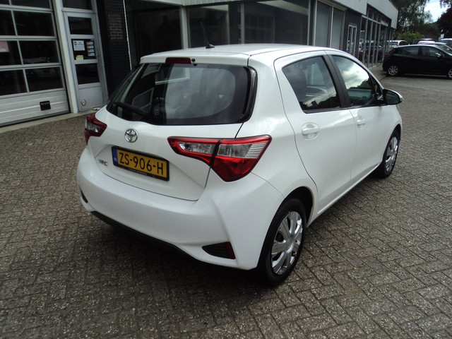 Foto 5 van Toyota Yaris 1.5 VVT-i Active Cruise Control Camera