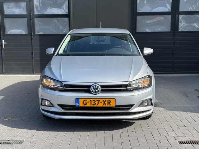 Foto 5 van Volkswagen Polo 1.0 MPI Comfortline | CarPlay