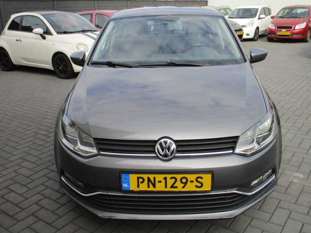 Foto 6 van Volkswagen Polo 1.0 Trendline Airco Facelift 135dkm !!