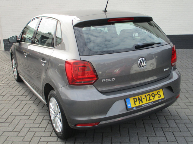 Foto 2 van Volkswagen Polo 1.0 Trendline Airco Facelift 135dkm !!