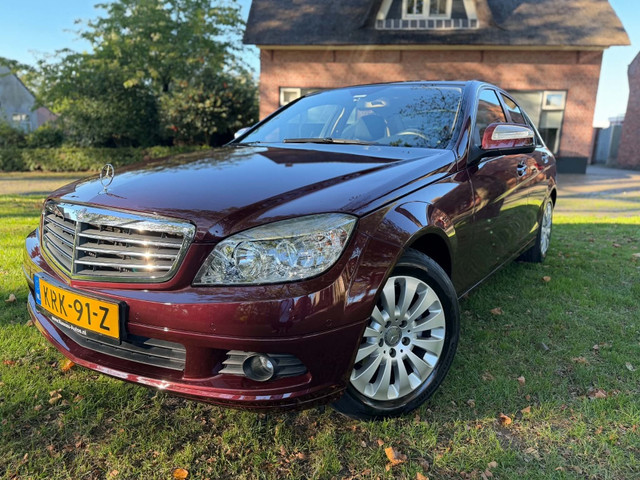 Foto 2 van Mercedes-Benz C-Klasse 180 Kompressor | APK 09/2027