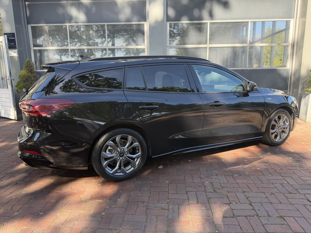 Foto 10 van Ford FOCUS Wagon 1.0 EcoBoost Hybrid ST Line Automaat Stoel & Stuurverwarming | Achteruitrijcamera |