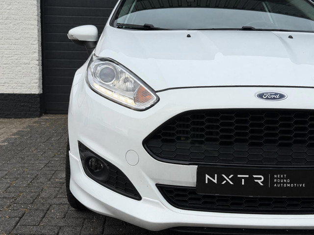 Foto 6 van Ford Fiesta 1.0 EcoBoost ST-line Sport| Riem VV | Navi | Cruise | PDC | 17” | Org NL | NAP
